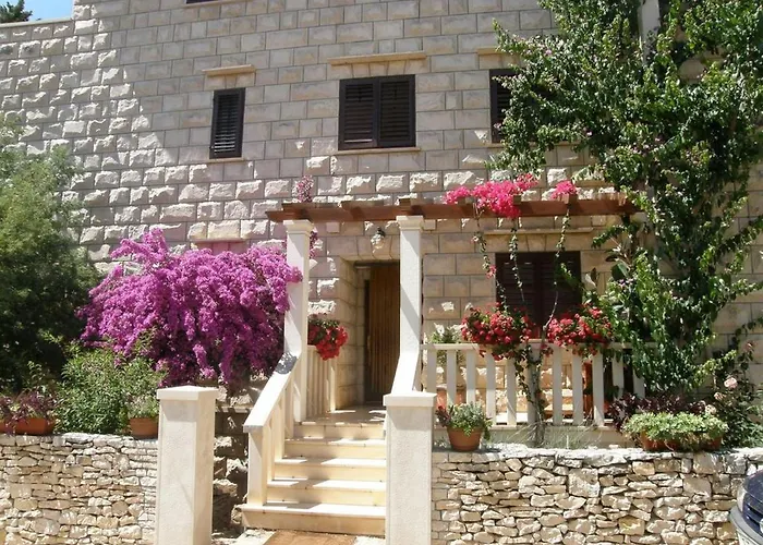 Villa Renipol Adults Only
